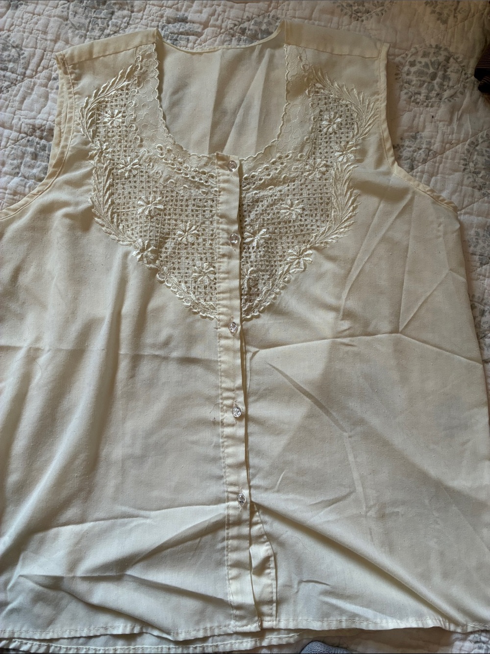Classic Embroidered Sleeveless Blouse - Cream